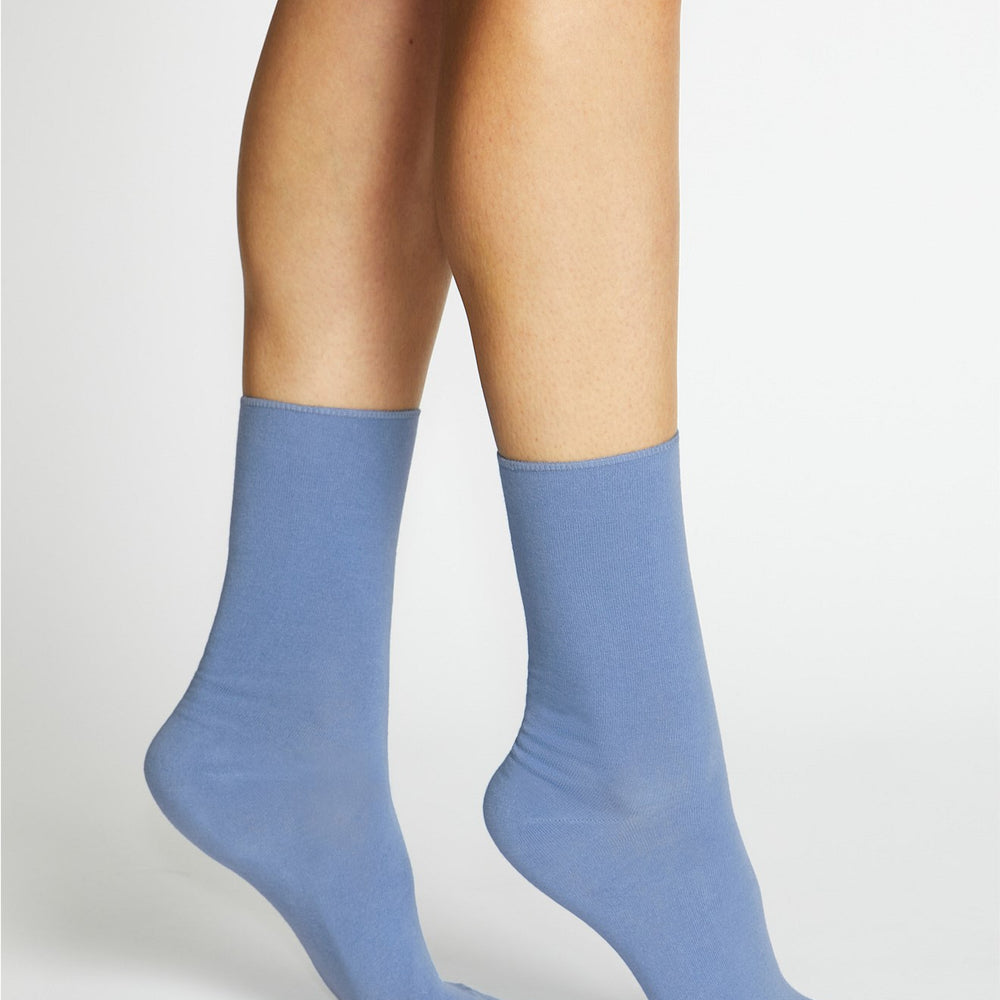 
                      
                        Levante Comfort Top Socks 3 Pack
                      
                    