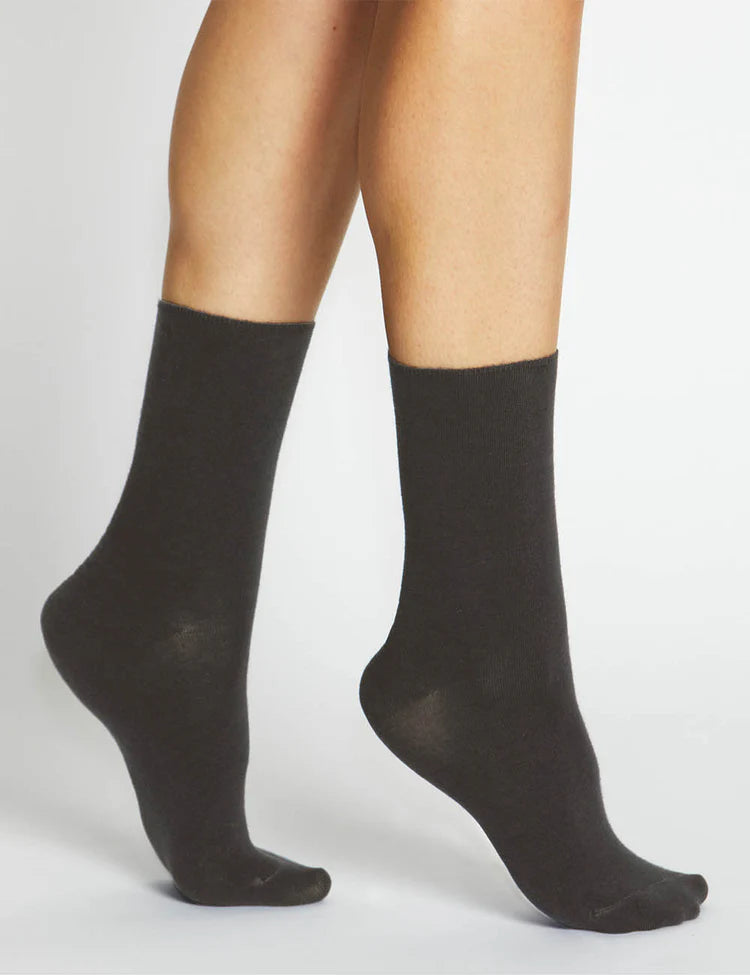 
                      
                        Levante Comfort Top Socks 3 Pack
                      
                    