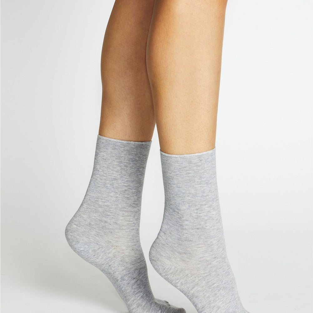 
                      
                        Levante Comfort Top Socks 3 Pack
                      
                    