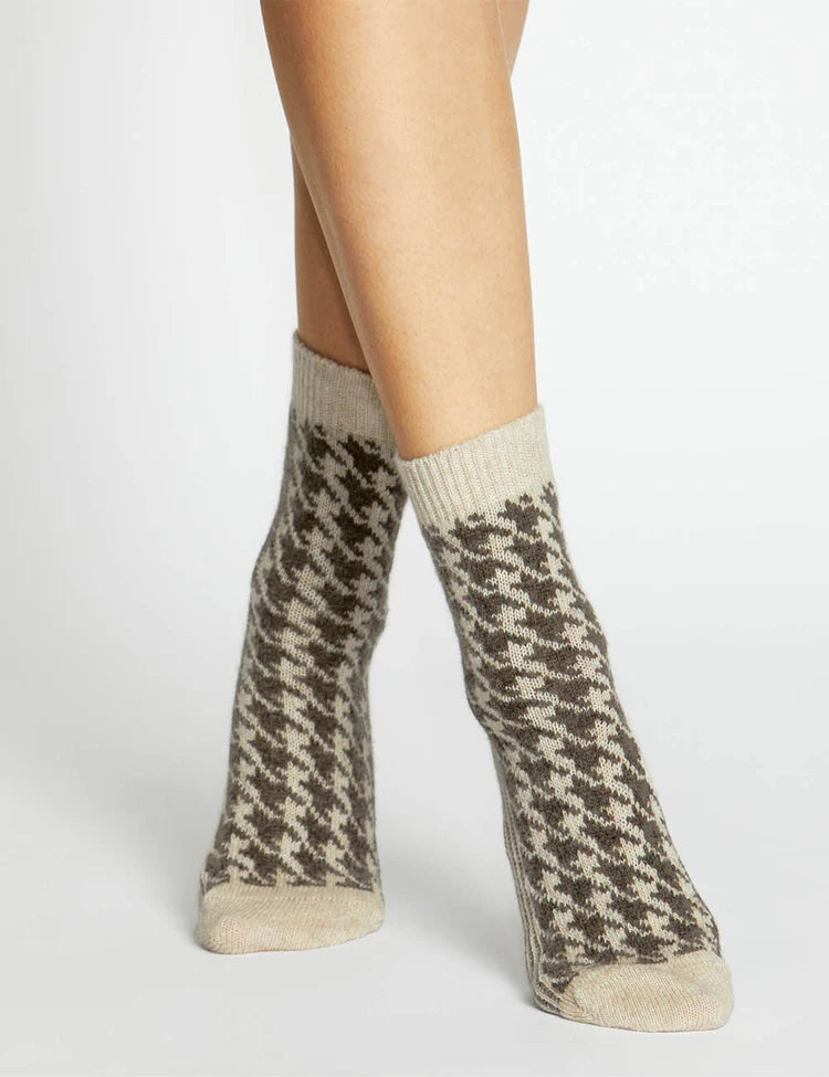 
                      
                        Levante Antonia Houndstooth Crew Sock
                      
                    