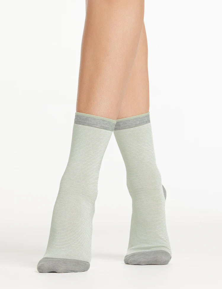 
                      
                        Levante Lina Fine Stripe Crew Sock LELISTRSK
                      
                    