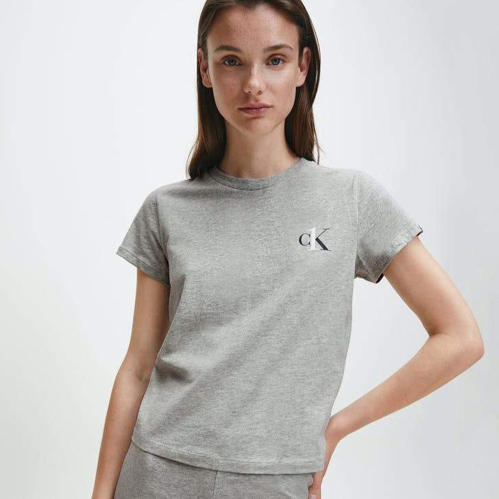 Ck one t shirt hotsell